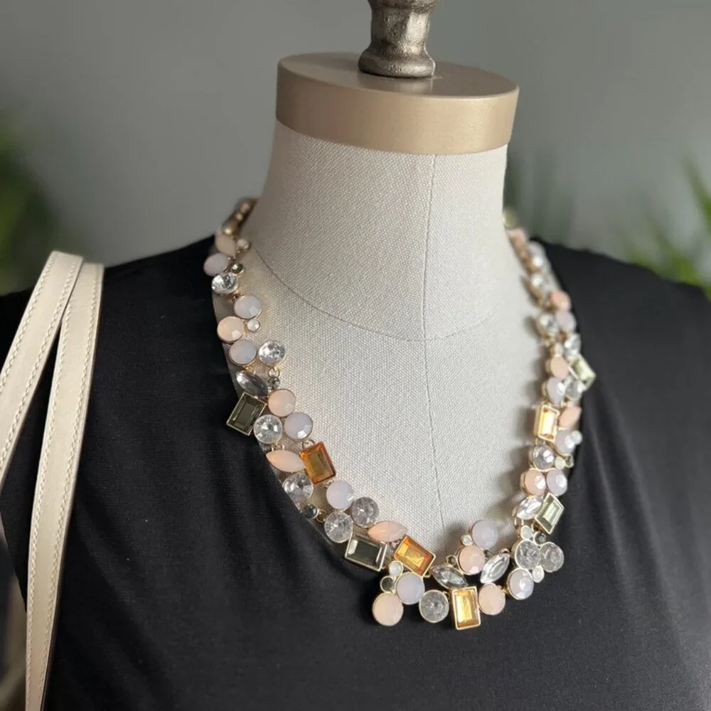 NWOT Macy's Brand Gold Tone Multi-Color Collar Necklace with Extender
